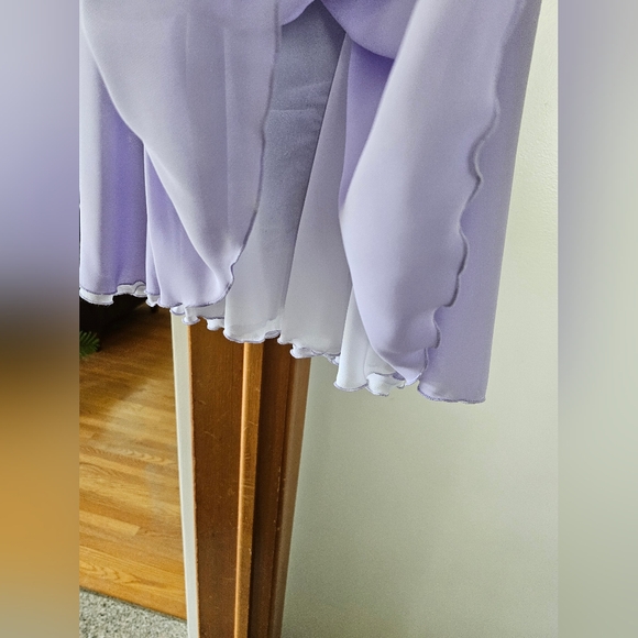 Beautiful Lilac Purple Rhinestoned Figure Skating Dress 💜⛸️✨️🌟 - Picture 3 of 8